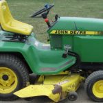 John Deere 322 Lawn and Garden Tractor Operator’s Manual Instant Download (Publication No.OMM95296)